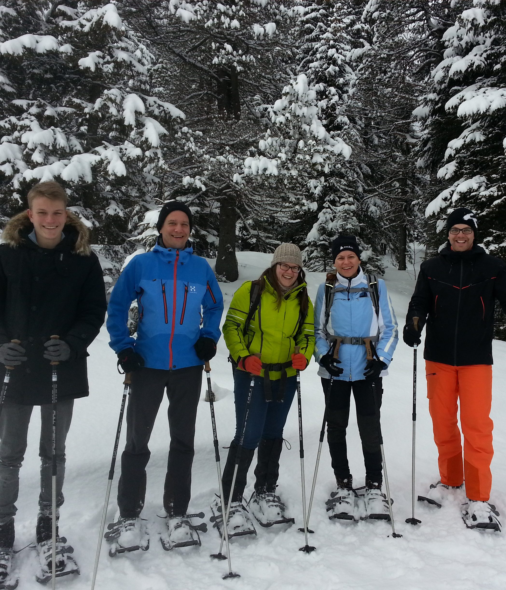 Prtools GmbH Agentur für Public Relations und Content Marketing mit dem Standort Root, zwischen Luzern, Zug und Zürich beim Teamevent 2016 Schneeschuhlaufen.